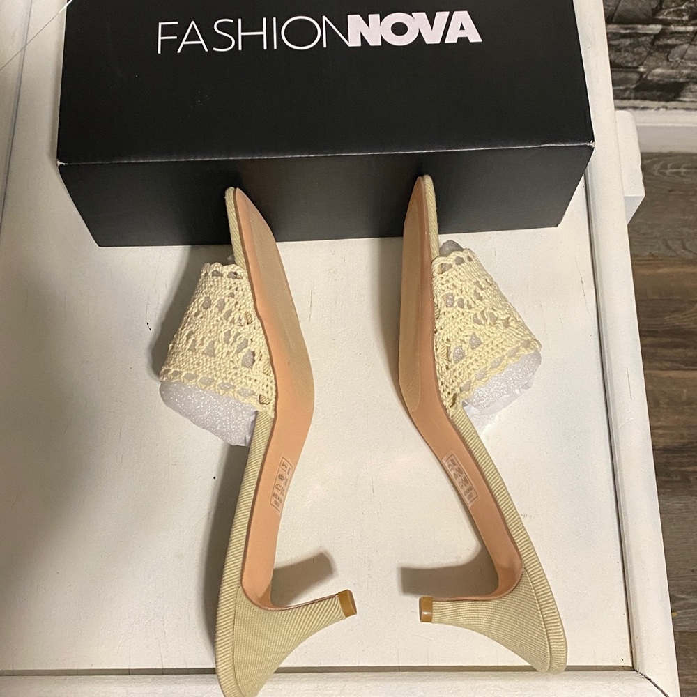 New Fashion Nova Beige Crochet Square-Toe Slide Mules